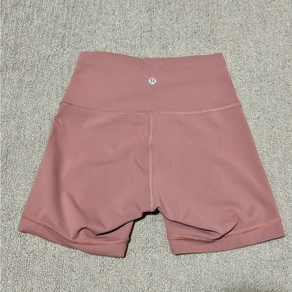 Lululemon 4” wunder train shorts - Picture 3 of 7